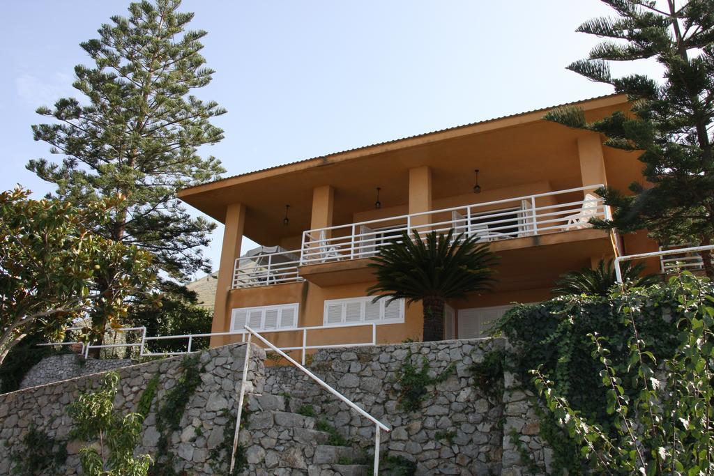 Lomarchi Holiday Home Carini Exterior foto